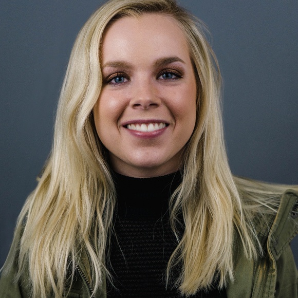 Meet your Posher, Bethany - Picture 2 of 2